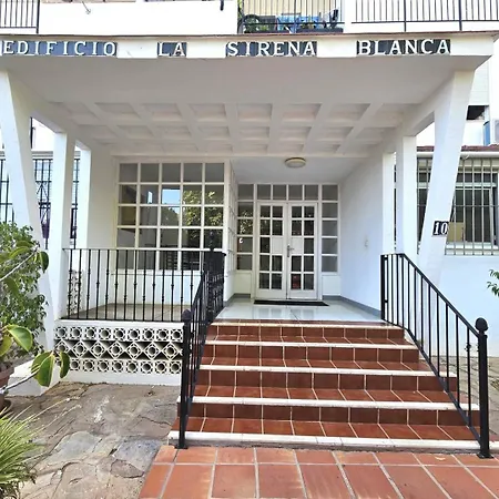 Pass The Keys Original In Strategic Area Apartment