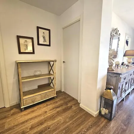 Apartment Pass The Keys Original In Strategic Area